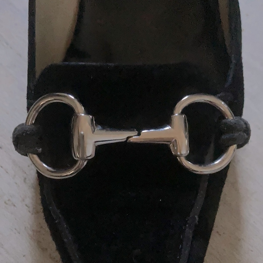 Classic Gucci black  suede pumps